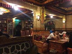 -嘎咓讓咘藏餐厅(团结新村店)