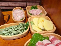 -独食火锅·半米屋台(直营总店)