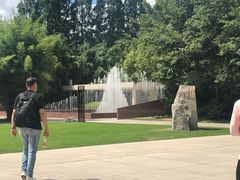 -上海市龙华烈士陵园