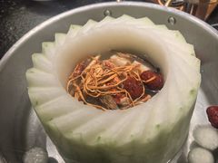 -得意咚瓜·顺德鱼生·冬瓜火锅(深圳首店)