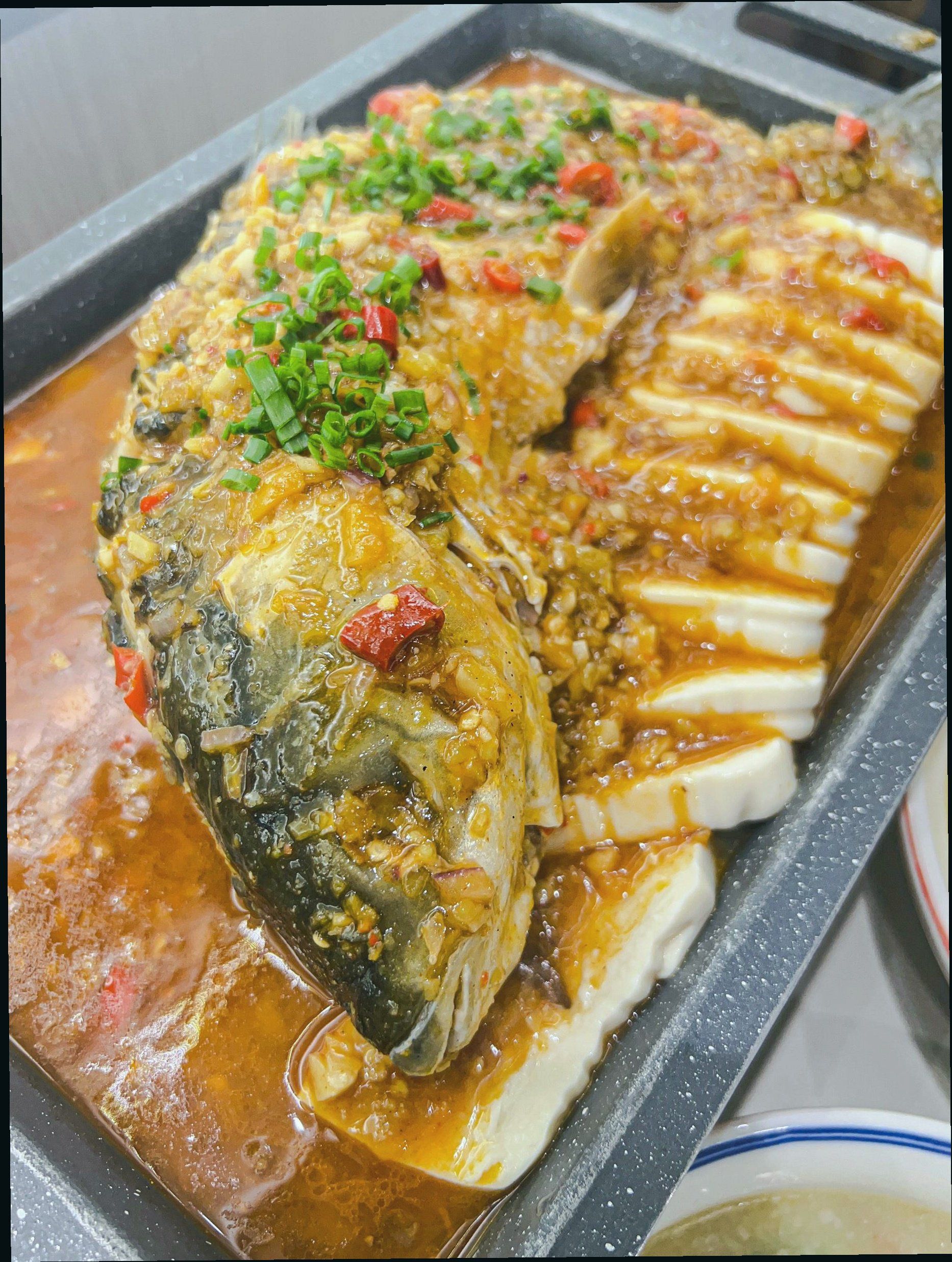 🍽 主打的 跳水鱼 是湖南特色菜品,而在海山楼,它更是以新鲜,地道而