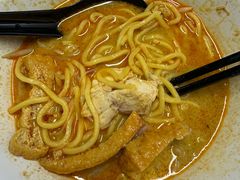 -亚王咖喱鸡米粉面