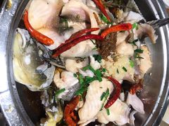 -隔壁老王·家常云南菜(花巷店)