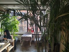 -HIGH FIVE哈福手工汉堡(桂林路店)