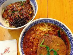 -沪西老弄堂面馆(定西路店)