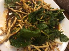 -滇香肴·云南菜蒸汽石锅鱼(云南北路店)