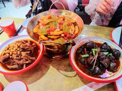 -老闵田螺馆·南昌特色小炒(梦时代店)