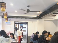 -长人馄饨铺(解放街店)