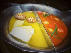 -湊湊火锅·茶憩(打浦桥日月光店)