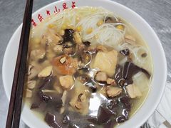 -文山荷鲜居(翠湖店)