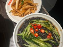 -胖哥俩肉蟹煲(石家庄长安万达店)
