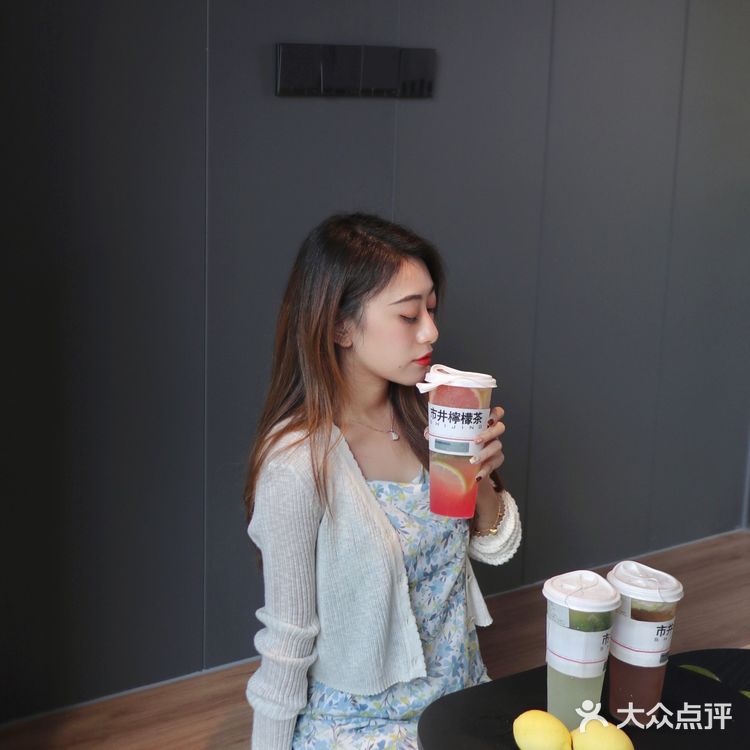 珠海探店 | 暗黑系冷淡系手打柠檬茶·市井