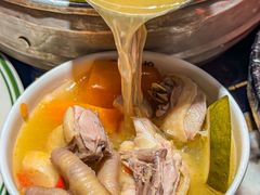 -禄婶鸡煲·打边炉