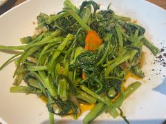 -泰堤坊(淡水体育馆店)