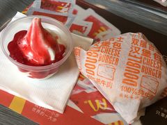 双层吉士汉堡-麦当劳(总统大酒店店)