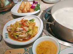 -淘米捞·米汤脆鲩鱼火锅(福田皇岗店)