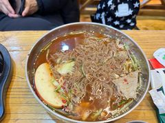 -金达莱冷面百年石锅饭(宾馆胡同店)