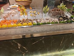 -广州万富希尔顿酒店·感趣自助餐厅·金秋蟹宴生蚝海鲜刺身