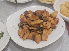 -汗腾格里·风味餐厅(新疆驻京办店)