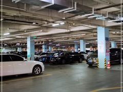 -大润发杨浦店-停车场