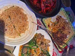 -肥肥虾庄·金牌油焖大虾(杨园滨江时代walk店)