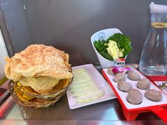 -三头牛·潮汕牛肉生蚝火锅 (夏湾店)