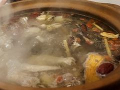 -威邵鸡煲(西华路总店)