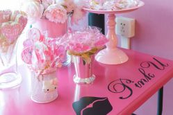 -Pink You美甲美睫纹绣定制中心