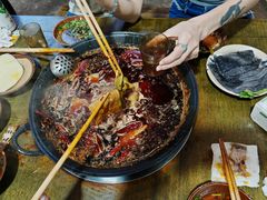 -黄潇洒老火锅(九眼桥宏济巷店)