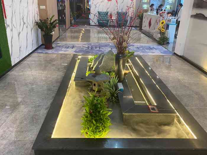 东方美谷·西雅美苑spa(宝龙广场店)-"之前有去这家店体验整体感觉