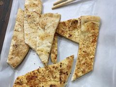 烤馕-中国新疆艾力巴巴烧烤(银湾居店)