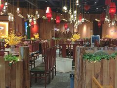 -老滇山寨•云南特色菜•地方菜•民族风情歌舞表演(金碧店)