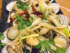 -老东镇啤酒屋海鲜加工·蒸汽海鲜·海鲜烧烤(台东店)