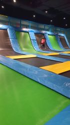 -袋鼠王蹦床公园(中信泰富万达广场嘉定新城店)