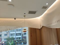 -狼头山火锅 KTV欢唱·烤串(理工大学店)