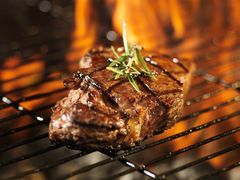 -臻牛烤肉