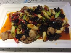 火爆兔肚-兔行天下-鸿鹤鲜锅兔(中海国际店)