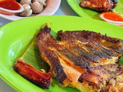 -明记烧鱼美味店