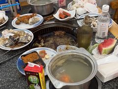 -锤头鲨毛肚海鲜烤肉自助餐厅(国购广场店)