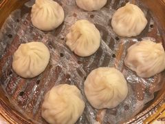 招牌鲜肉小笼汤包-玖鲜小笼(中山广场店)