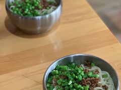 素椒杂酱面-左撇子私房面