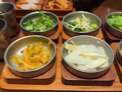 -银米·云南传统过桥米线(双廊黑金冠店)