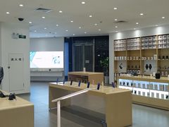 -华为授权体验店(中山公园来福士)
