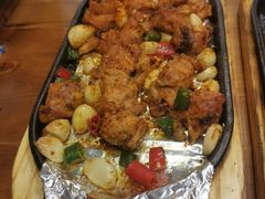 -老东镇啤酒屋海鲜加工·蒸汽海鲜·海鲜烧烤(台东店)