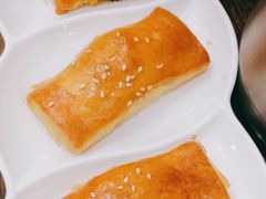 叉烧酥-东江海鲜酒家(艺都分店)
