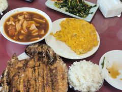 -北京龙庆四季香农家饭庄·灶台鱼·碳烤虹鳟鱼(龙庆峡店)