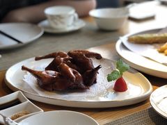 玻璃脆皮乳鸽-粤秀餐厅(国货店)