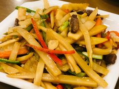 牛肉炒自家腌笋-大唐靓汤江门私房菜(景田店)
