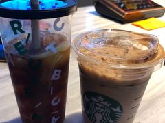 -星巴克(杭州西湖银泰1F店)