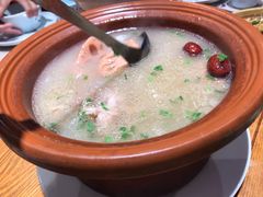 -黄泥岗·地道湖北菜(奥特莱斯店)